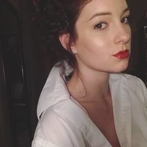 Meet your Posher, Elyse